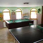 U Matysa I Widoki Na Gory Basen Grill Balia Szlaki Turystyczne Spacery Zwierzeta Duzy Plac Zabaw Séjour à la ferme
