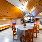 Séjour à la ferme U Matysa I Widoki Na Gory Basen Grill Balia Szlaki Turystyczne Spacery Zwierzeta Duzy Plac Zabaw *