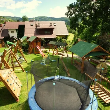 مزرعة للإقامة Agroturystyka U Matysa, Wisla - Apartamenty I Pokoje Ogrod Z Placem Zabaw Z Basenem Balia Oraz Przestrzenia Dla Dzieci Swieta Wielkanocne Z Wyzywieniem Domowa Kuchnia Widok Na Gory Szlaki Turystyczne Spacery