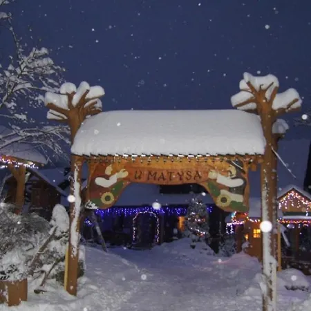 Agroturystyka u Matysa, Wisła - apartamenty i pokoje ogród z placem zabaw z basenem balią oraz przestrzenią dla dzieci Święta Wielkanocne z wyżywieniem domowa kuchnia Widok na góry szlaki turystyczne spacery * Wisła