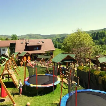 مزرعة للإقامة Agroturystyka U Matysa, Wisla - Apartamenty I Pokoje Ogrod Z Placem Zabaw Z Basenem Balia Oraz Przestrzenia Dla Dzieci Swieta Wielkanocne Z Wyzywieniem Domowa Kuchnia Widok Na Gory Szlaki Turystyczne Spacery