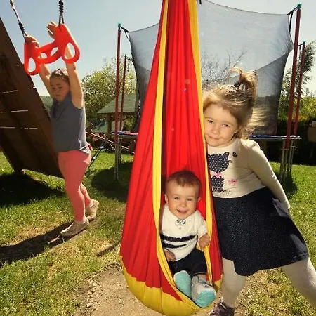 Agroturystyka U Matysa, Wisla - Apartamenty I Pokoje Z Prywatna Gorka Saneczkowa, Basenem, Balia Oraz Przestrzenia Dla Dzieci * Висла