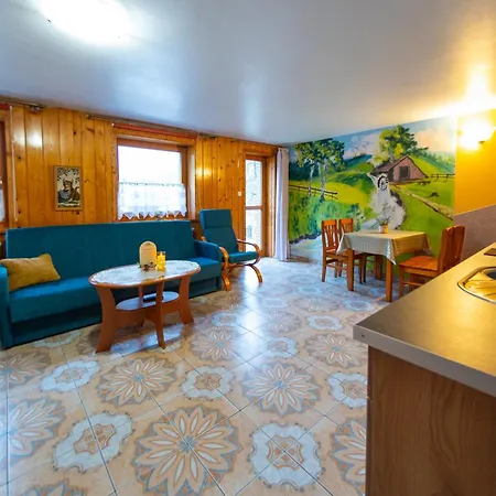 Agroturystyka u Matysa, Wisła - apartamenty i pokoje ogród z placem zabaw z basenem balią oraz przestrzenią dla dzieci Święta Wielkanocne z wyżywieniem domowa kuchnia Widok na góry szlaki turystyczne spacery * Wisła