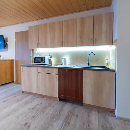 Agroturystyka U Matysa, Wisla - Apartamenty I Pokoje Z Prywatna Gorka Saneczkowa, Basenem, Balia Oraz Przestrzenia Dla Dzieci Фермерский дом