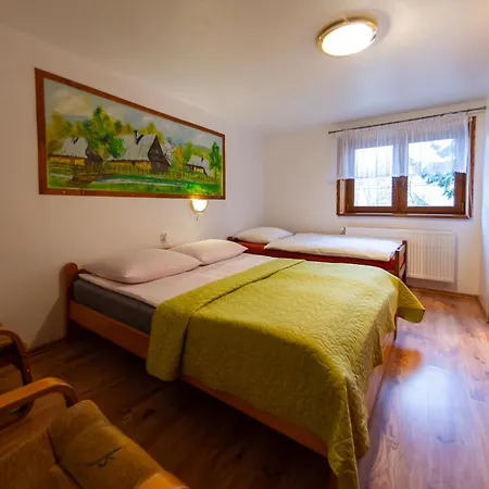 Agroturystyka U Matysa, Wisla - Apartamenty I Pokoje Ogrod Z Placem Zabaw Z Basenem Balia Oraz Przestrzenia Dla Dzieci Swieta Wielkanocne Z Wyzywieniem Domowa Kuchnia Widok Na Gory Szlaki Turystyczne Spacery فيسلا