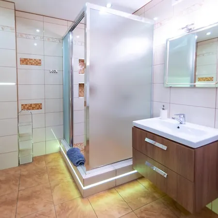 Фермерский дом Agroturystyka U Matysa, Wisla - Apartamenty I Pokoje Z Prywatna Gorka Saneczkowa, Basenem, Balia Oraz Przestrzenia Dla Dzieci