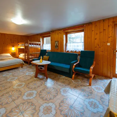 Agroturystyka U Matysa, Wisla - Apartamenty I Pokoje Ogrod Z Placem Zabaw Z Basenem Balia Oraz Przestrzenia Dla Dzieci Swieta Wielkanocne Z Wyzywieniem Domowa Kuchnia Widok Na Gory Szlaki Turystyczne Spacery * فيسلا