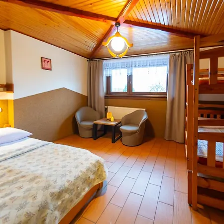 Agroturystyka U Matysa, Wisla - Apartamenty I Pokoje Z Prywatna Gorka Saneczkowa, Basenem, Balia Oraz Przestrzenia Dla Dzieci