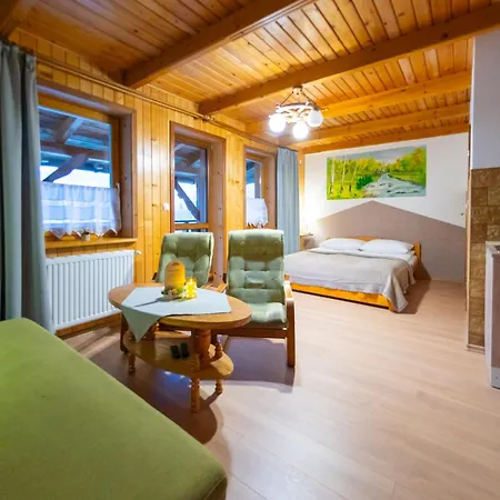 Agroturystyka U Matysa, Wisla - Apartamenty I Pokoje Z Prywatna Gorka Saneczkowa, Basenem, Balia Oraz Przestrzenia Dla Dzieci Висла