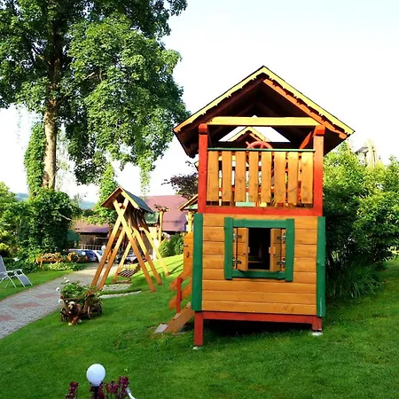U Matysa I Widoki Na Gory Basen Grill Balia Szlaki Turystyczne Spacery Zwierzeta Duzy Plac Zabaw Séjour à la ferme