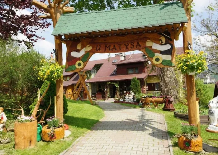 U Matysa, - I Widok Na Gory Zima Kuligi Wyciagi Narciarskie Trasy Saneczkowe Visla