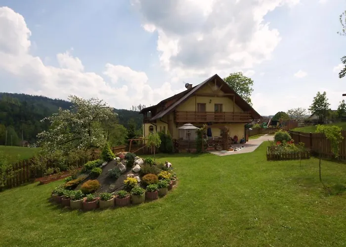 Agroturystyka U Matysa Wisla Apartamenty I Pokoje Widoki Na Gory Basen Grill Balia Szlaki Turystyczne Spacery Zwierzeta Duzy Plac Zabaw