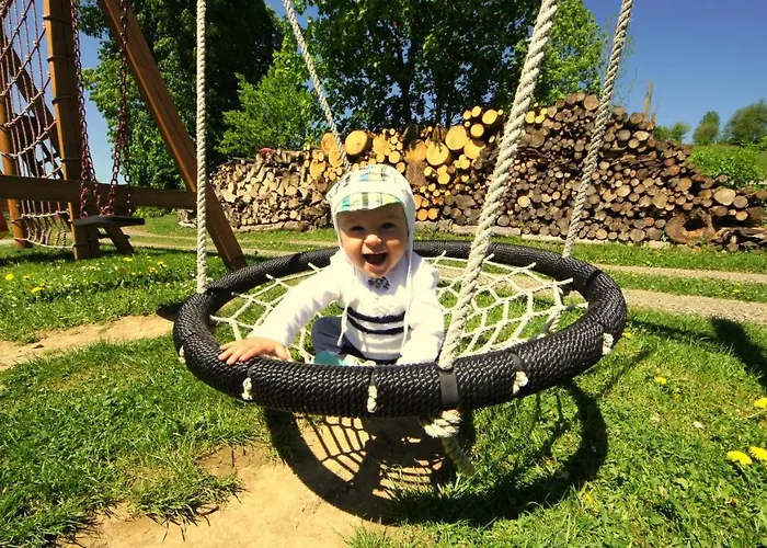 Agroturystyka U Matysa Wisla Apartamenty I Pokoje Widoki Na Gory Basen Grill Balia Szlaki Turystyczne Spacery Zwierzeta Duzy Plac Zabaw Çiftlik konaklama Wisła