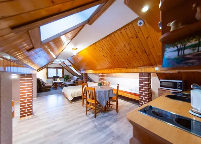 Agroturystyka U Matysa Wisla Apartamenty I Pokoje Widoki Na Gory Basen Grill Balia Szlaki Turystyczne Spacery Zwierzeta Duzy Plac Zabaw Çiftlik konaklama