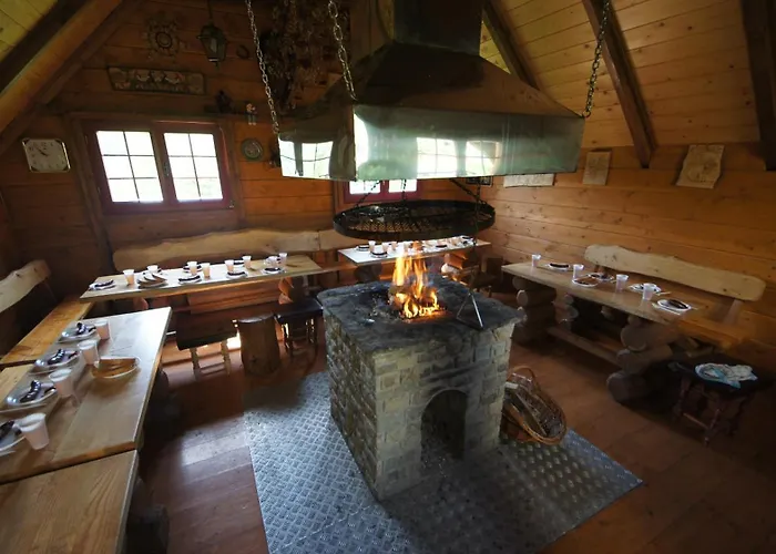 U Matysa, - I Widok Na Gory Zima Kuligi Wyciagi Narciarskie Trasy Saneczkowe